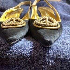 Woman’s high heel dress shoe